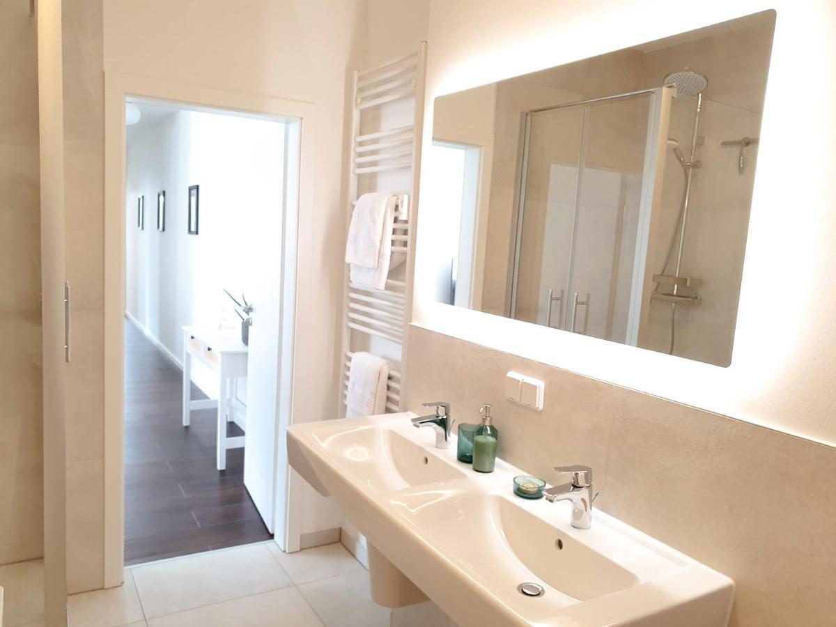 Pb Ferienwohnungen - Fewo 7 - Stilvoll Eingerichtetes Apartment Im Herzen Senftenbergs Kültér fotó