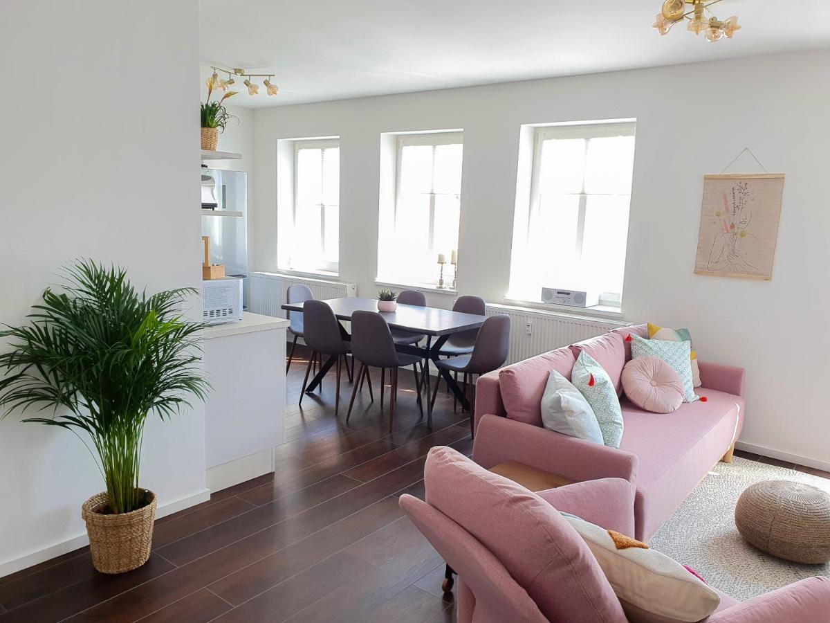 Pb Ferienwohnungen - Fewo 7 - Stilvoll Eingerichtetes Apartment Im Herzen Senftenbergs Kültér fotó