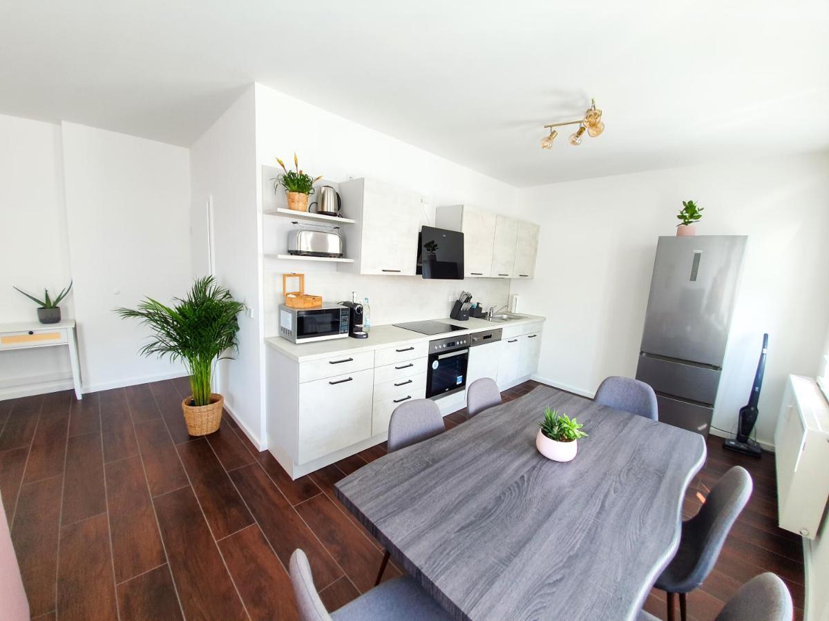 Pb Ferienwohnungen - Fewo 7 - Stilvoll Eingerichtetes Apartment Im Herzen Senftenbergs Kültér fotó